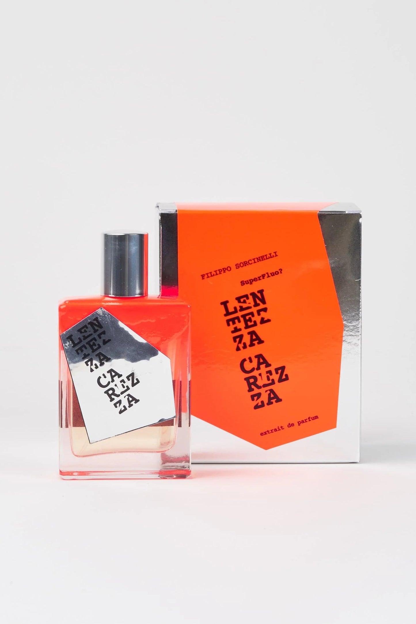 SuperFluo? Lentezza Carezza by Filippo Sorcinelli