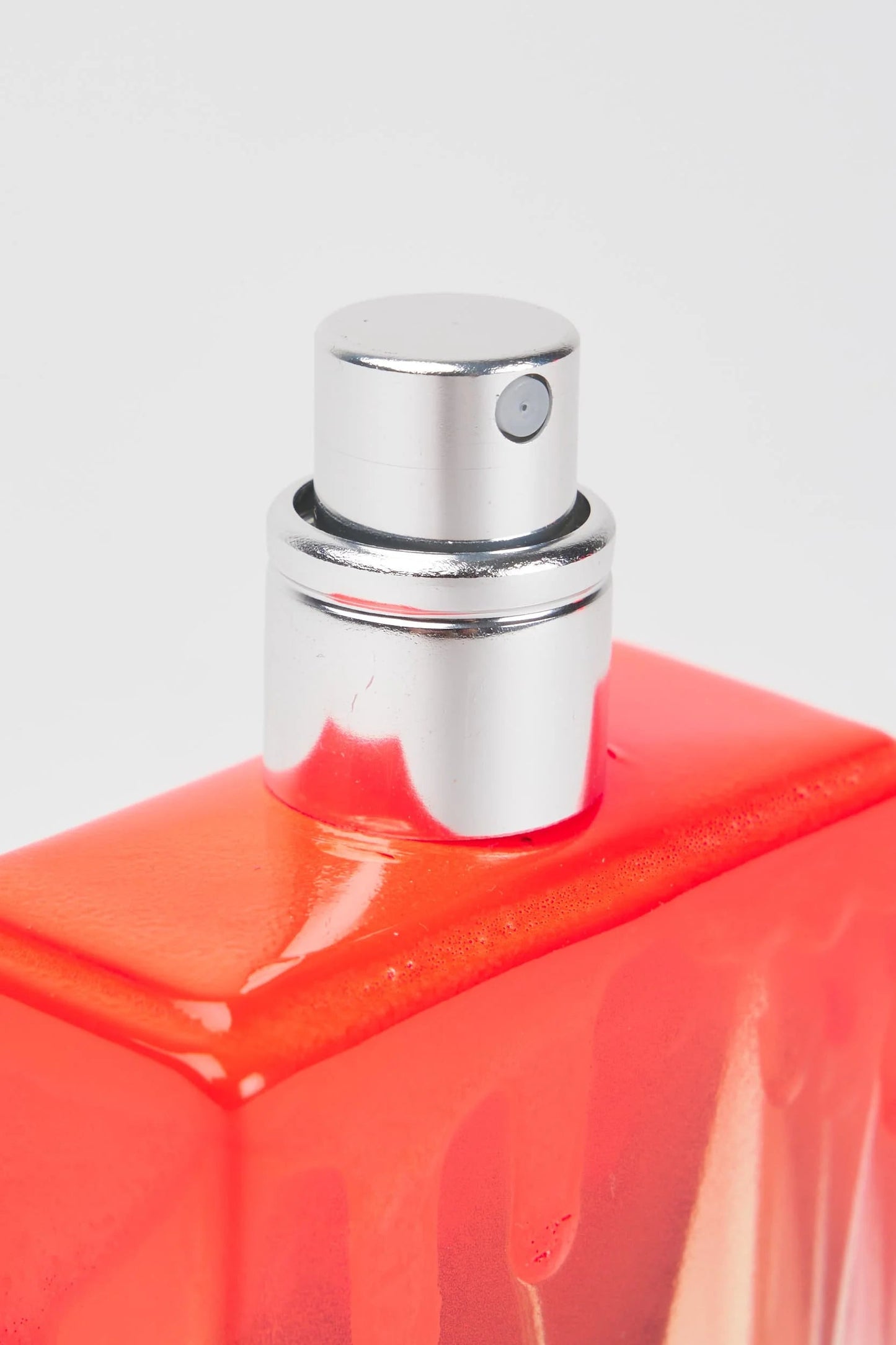 SuperFluo? Lentezza Carezza by Filippo Sorcinelli