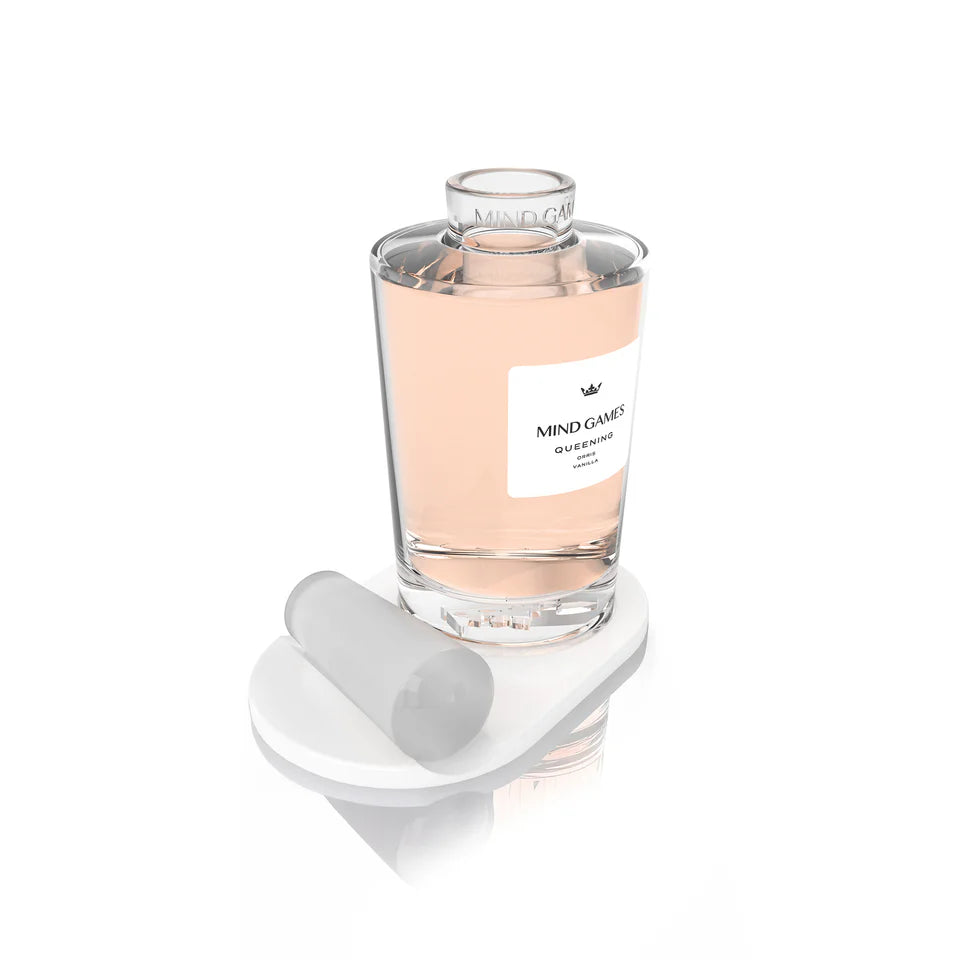 QUEENING CRYSTAL DECANTER SET