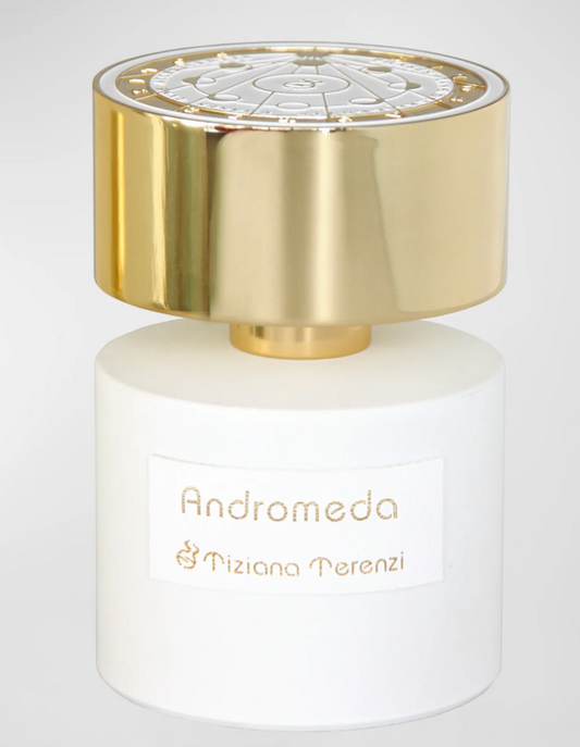 Luna Andromeda by TIZIANA TERENZI